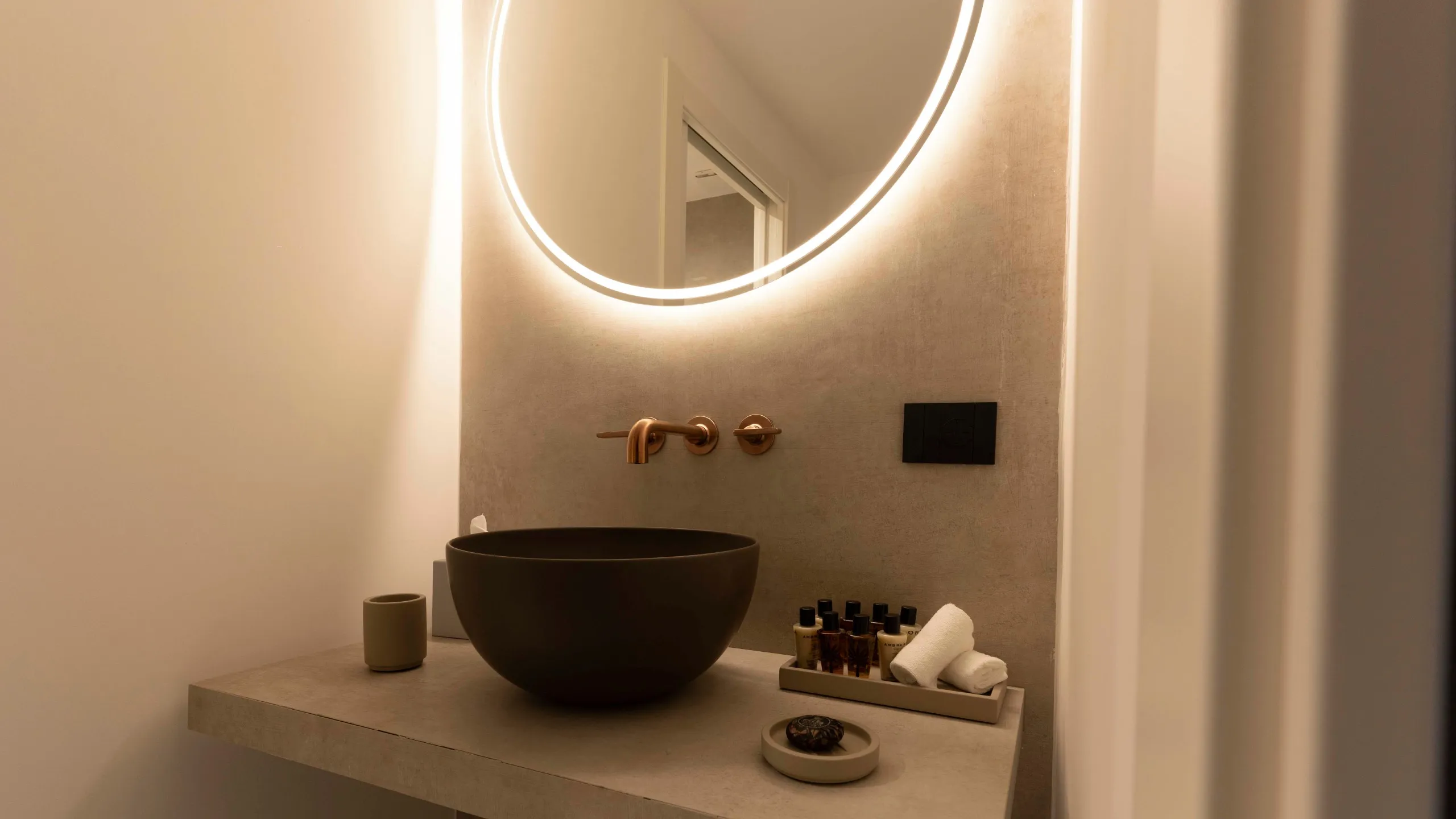 Villa-Conrad-106-antibagno-_DAR2200-orizzontale