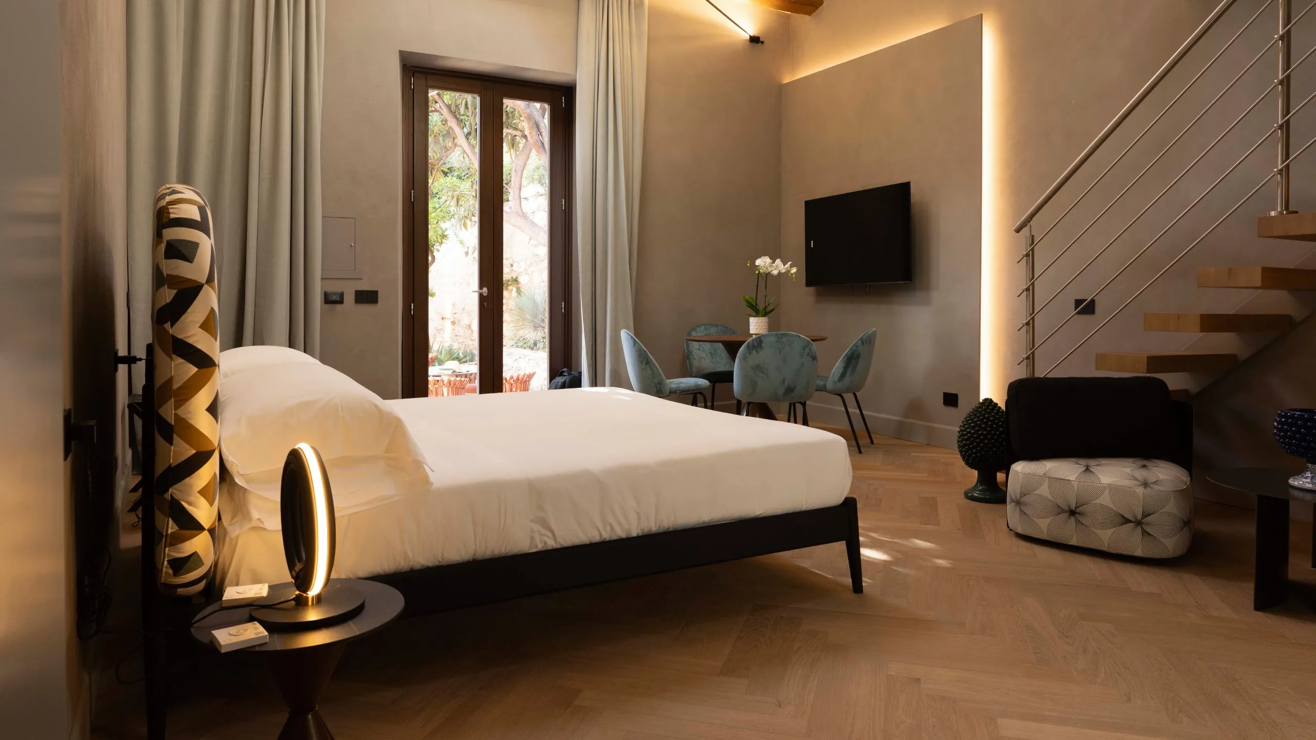 Villa-Conrad-Hotel-Taormina-Sicilia-Foto-Junior-Suite-letto-DAR1845-orizzontale